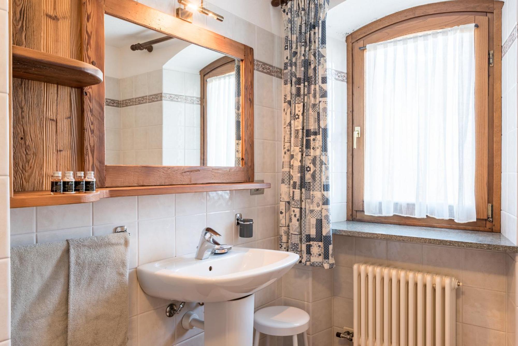Maison Lo Triolet Introd Extérieur photo