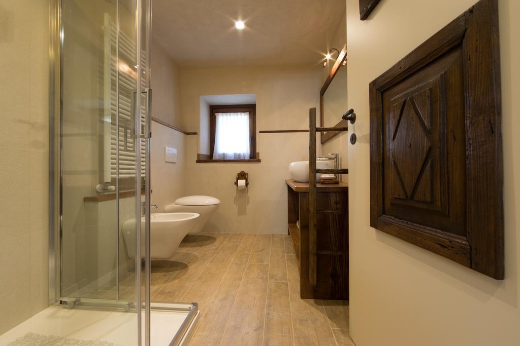 Maison Lo Triolet Introd Extérieur photo