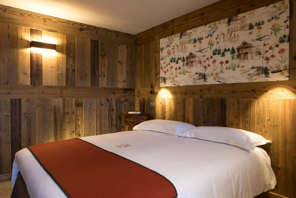 Maison Lo Triolet Introd Extérieur photo