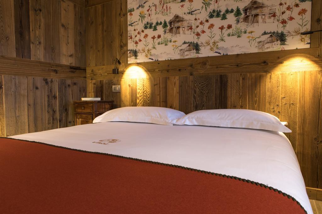 Maison Lo Triolet Introd Extérieur photo