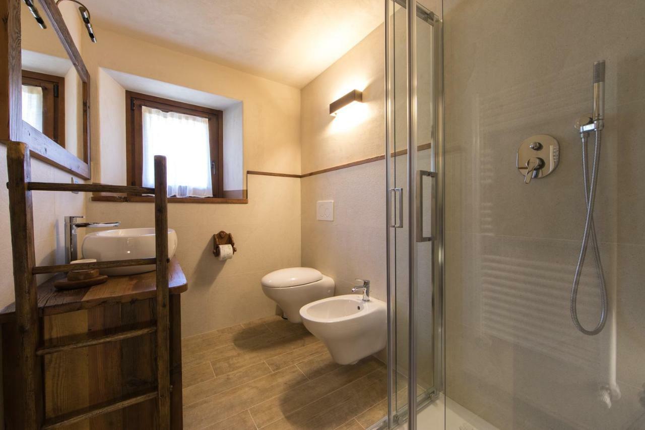 Maison Lo Triolet Introd Extérieur photo