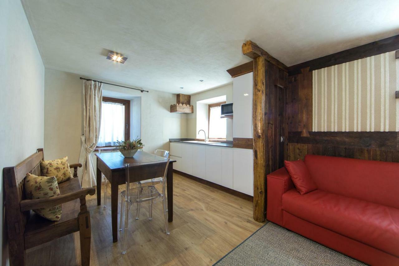Maison Lo Triolet Introd Extérieur photo